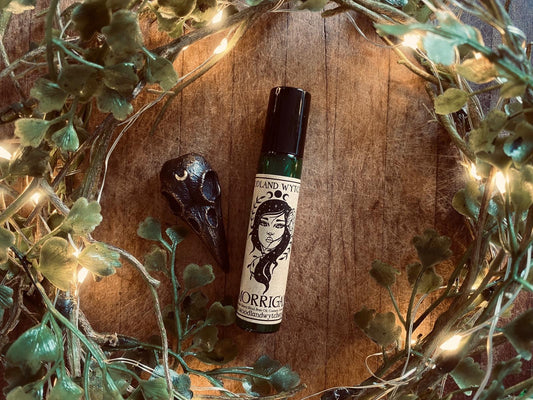 Perfume Oil | Perfume Sample | Roll On | Vegan Perfume | Fragrance Oil | Morrigan | Goddess