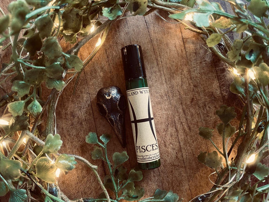 Perfume Oil | Perfume Sample | Roll On | Vegan Perfume | Fragrance Oil | Pisces | Astrology